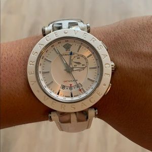 White Versace Watch. 100% leather band.